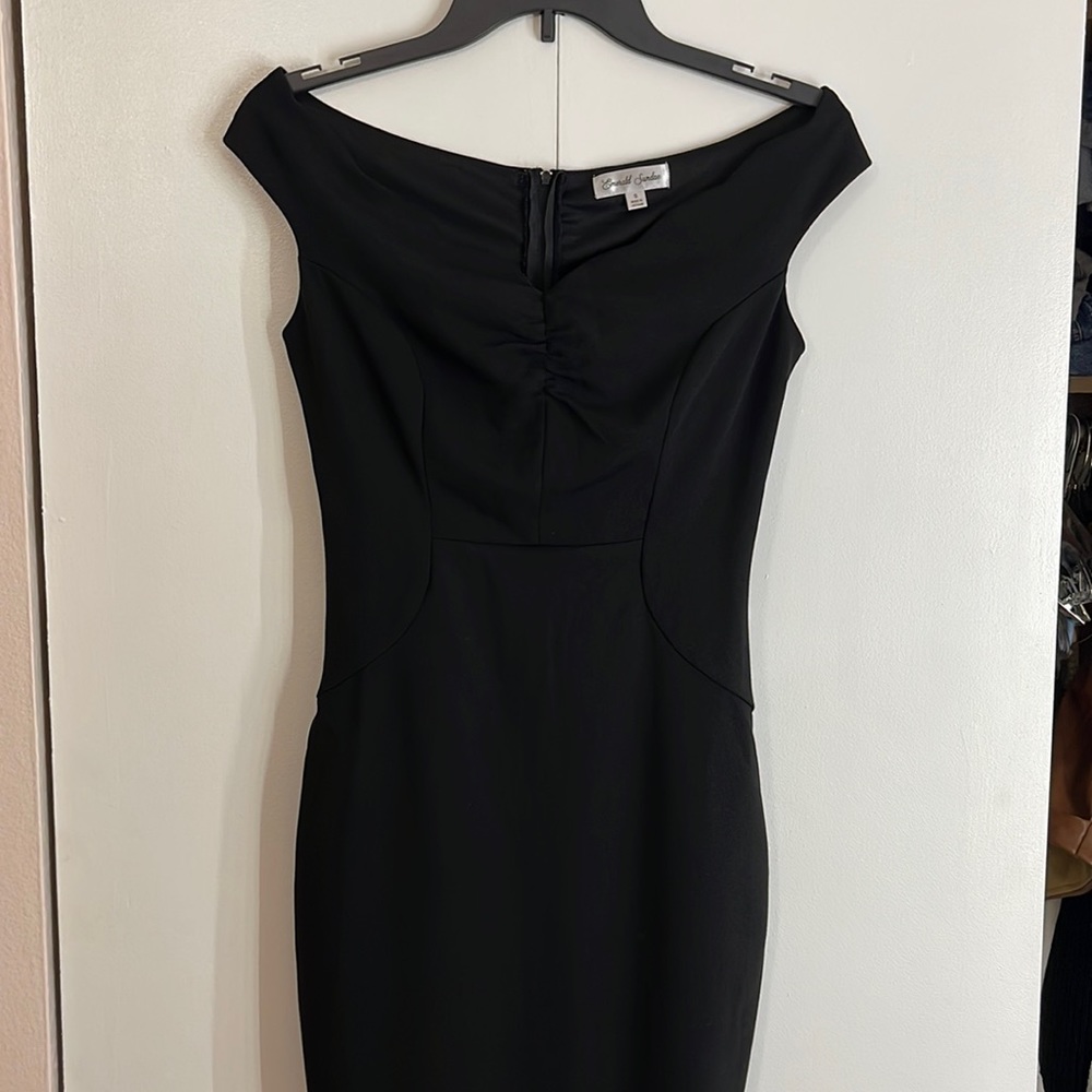 BLACK off the shoulder cocktail dress midi size small